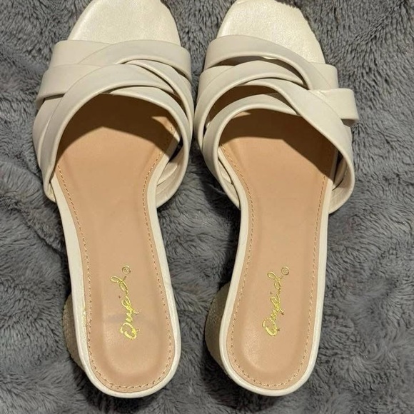 Qupid Strappy Heels, Ivory intertwined design heels  👠 new, never worn. Size 6. - Picture 1 of 6